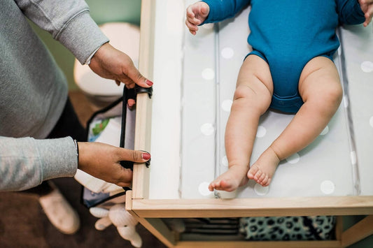 TOMMEE TIPPEE Easi Change skládací organizér na přebalovací stůl 38 cm