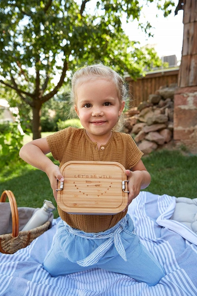 LASSIG Let's Be Wild lunch box