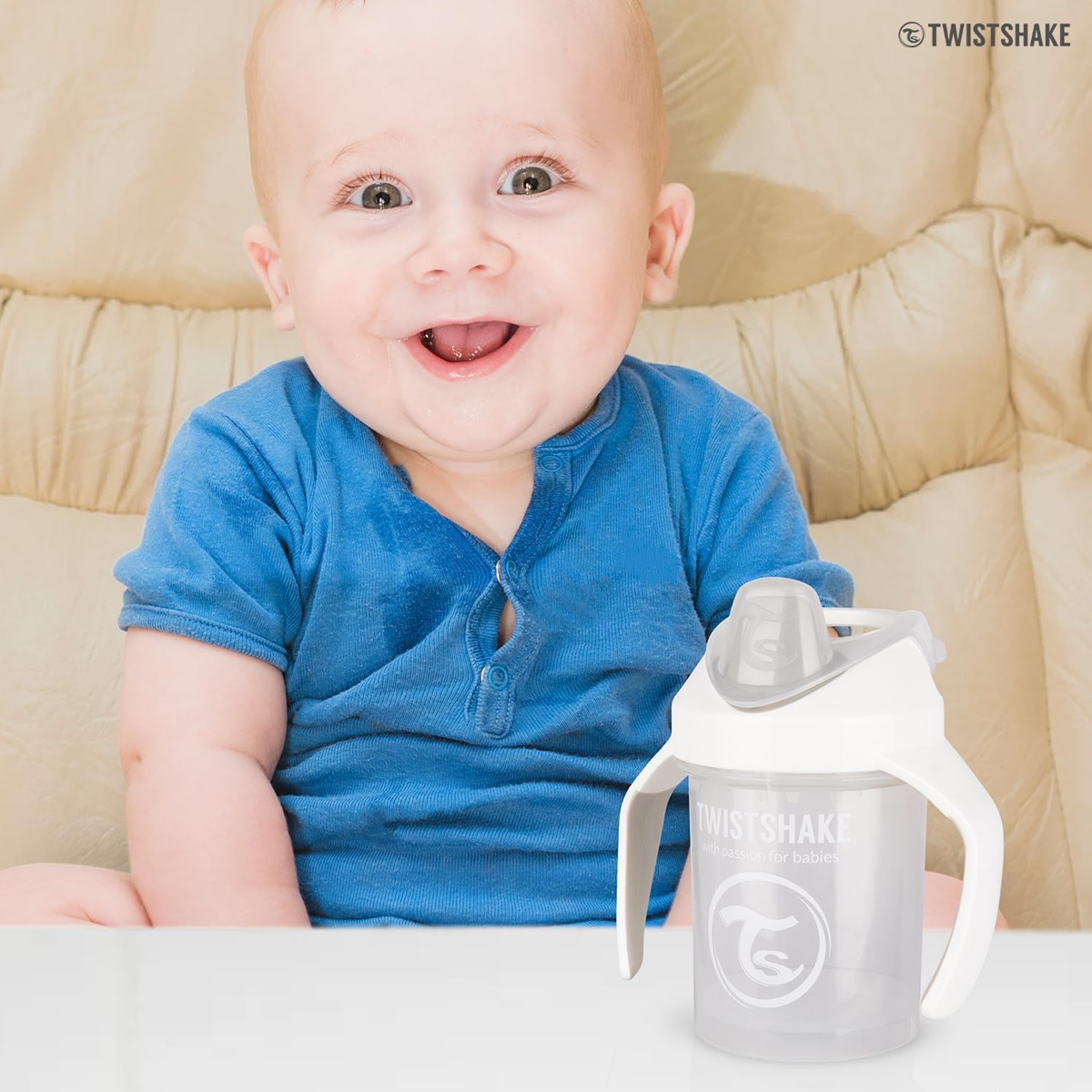 TWISTSHAKE Mini Cup Auslaufsicherer Trinklernbecher mit Trinkschnabel und Mixer, 230 ml, ab 4 Monaten – Produktfoto 5
