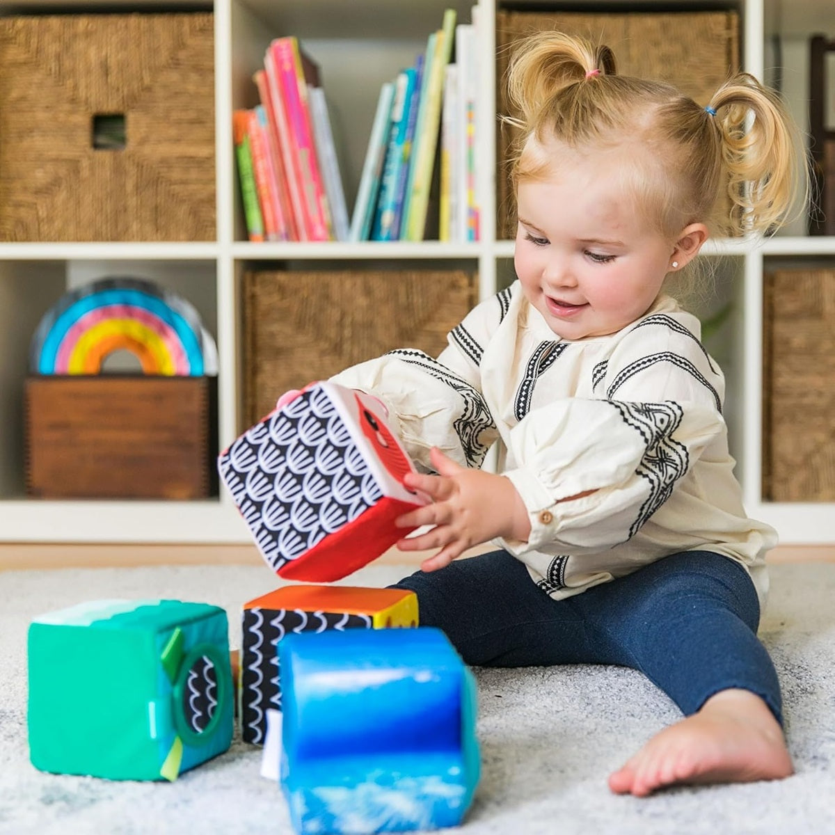 BABY EINSTEIN Explore & Discover Blocs éducatifs doux 4 pièces