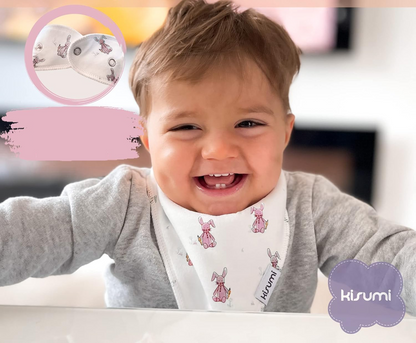 KISUMI ensemble couette, bavoir et hochet en peluche LAPIN