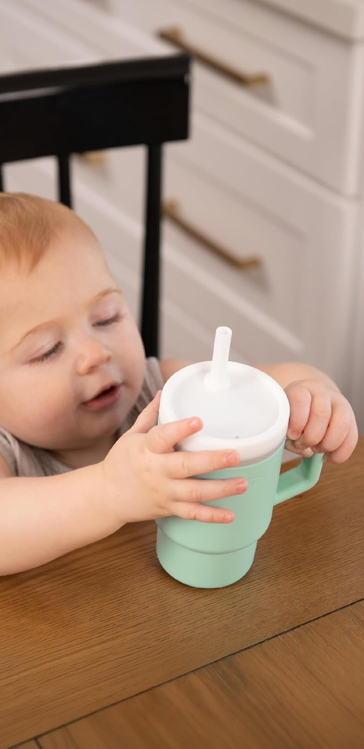 INFANTINO My 1st Tumbler gobelet anti-fuite en silicone avec embout 266 ml 6 m+