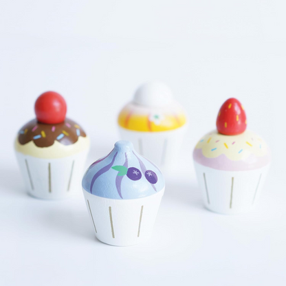 LE TOY VAN cupcakes en bois 4 pièces