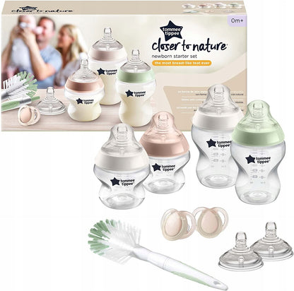 TOMMEE TIPPEE zestaw startowy butelki, smoczki 9el. dla noworodka, 2 butelki 150 ml, 2x260 ml, szczotka i smoczki 0+