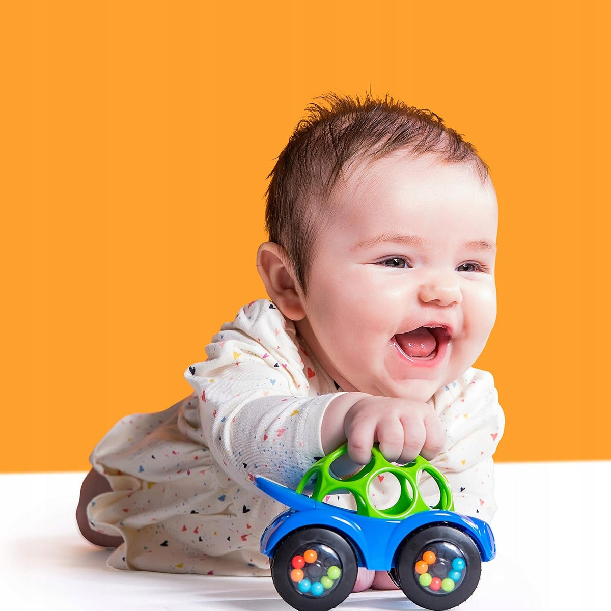 BRIGHT STARTS Oball Rattle & Roll jeżdżący samochód z grzechotką – zdjęcie produktu 4