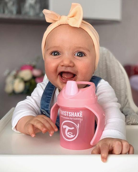 TWISTSHAKE Mini Cup kubek niekapek z ustnikiem i blenderem 230 ml 4 m+