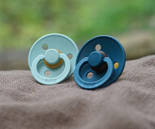 BIBS COLOUR smoczki uspokajające 2pack kauczuk 6msc+ w kolorze niebieskim i błękitnym