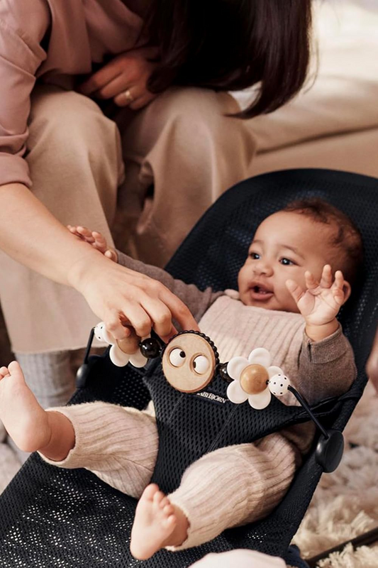 BABYBJORN arche avec jouets pour transat 31 cm