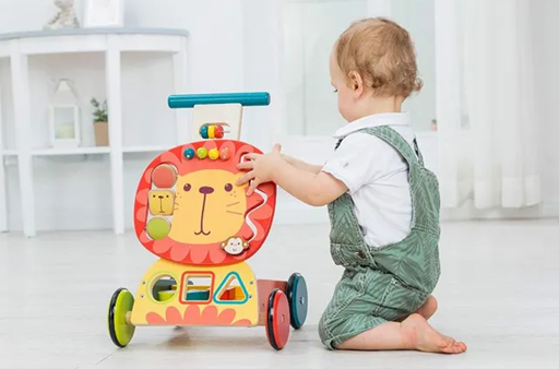 LABEBE chariot de marche en bois LION 34 x 30,5 x 44,5 cm 1-3 ans