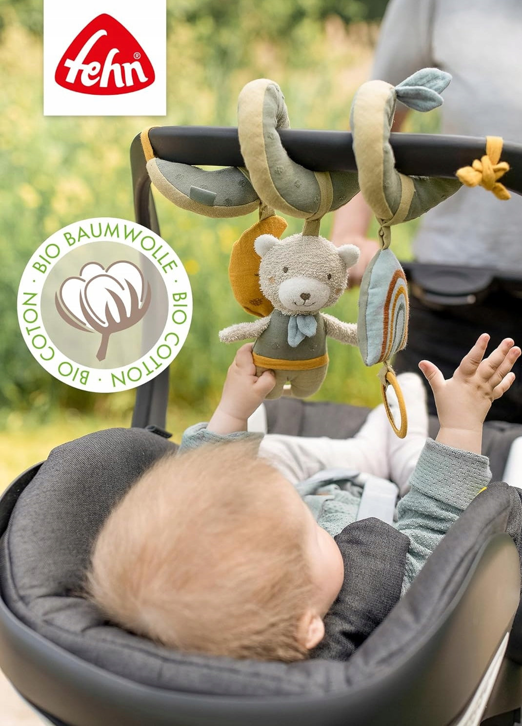 FEHN spirala do wózka łóżeczka fotelika NIEDŹWIEDŹ NATUR bawełna organiczna, zabawka sensoryczna dla niemowląt