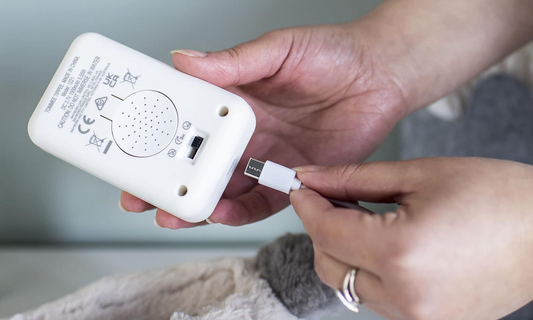 TOMMEE TIPPEE Sowa Ollie Deluxe PRZYTULANKA lampka dźwięki zasilanie USB i czujnik płaczu
