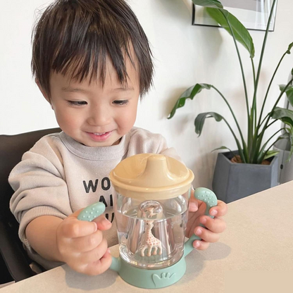 VULLI Sophie la Girafe kubek niekapek z ustnikiem 180 ml 6 m+