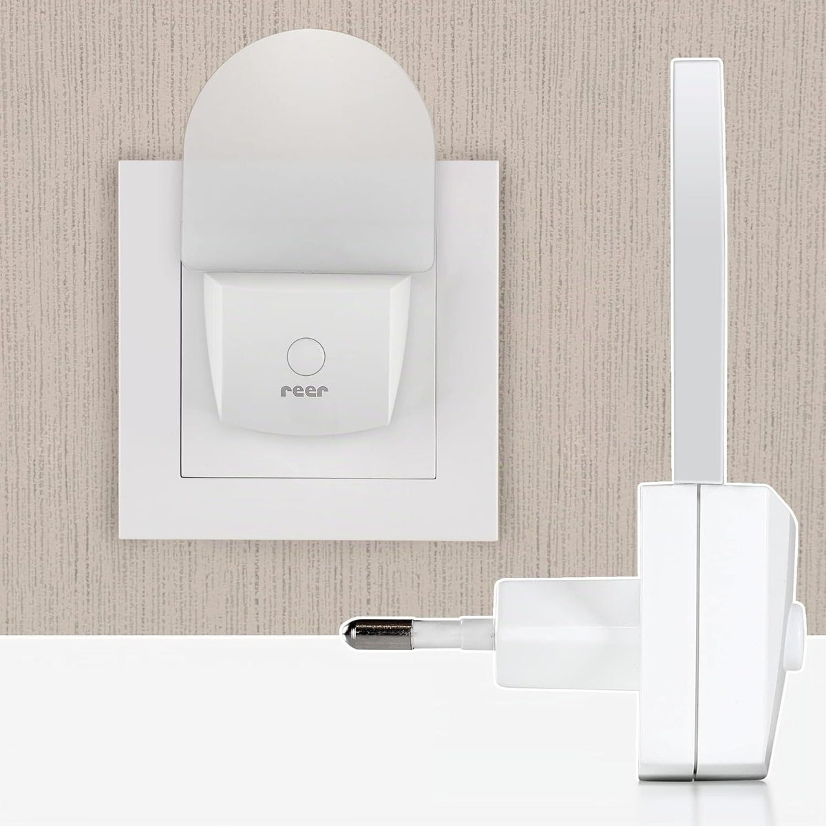 REER NightGuide veilleuse LED à brancher avec interrupteur 6 x 9,5 cm