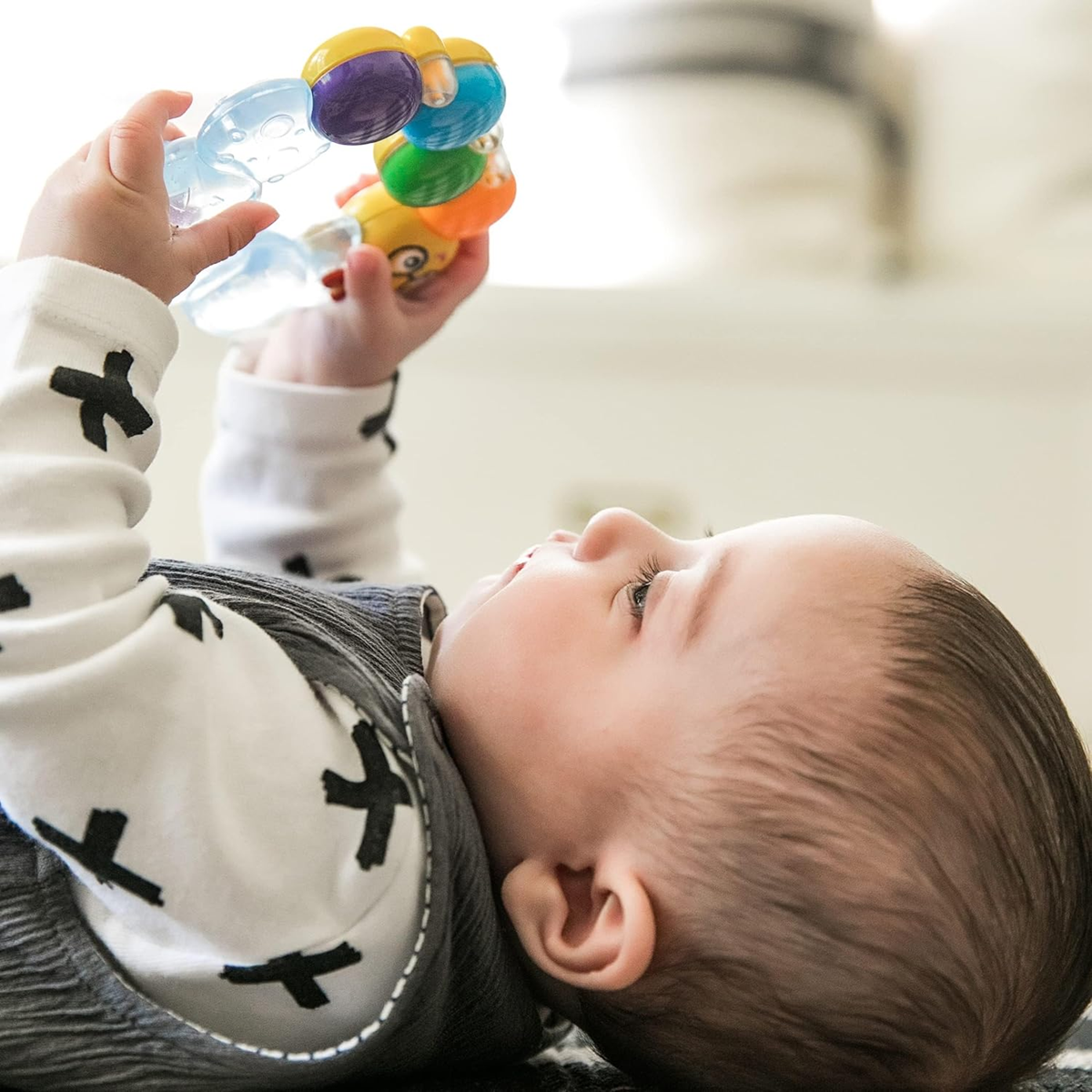 BABY EINSTEIN gryzak chłodzący i masujący z grzechotką GĄSIENICA 3 m+
