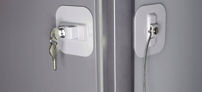 CHILD SAFETY LOCK zabezpieczenie do szafek i szuflad 19 cm + 2 klucze