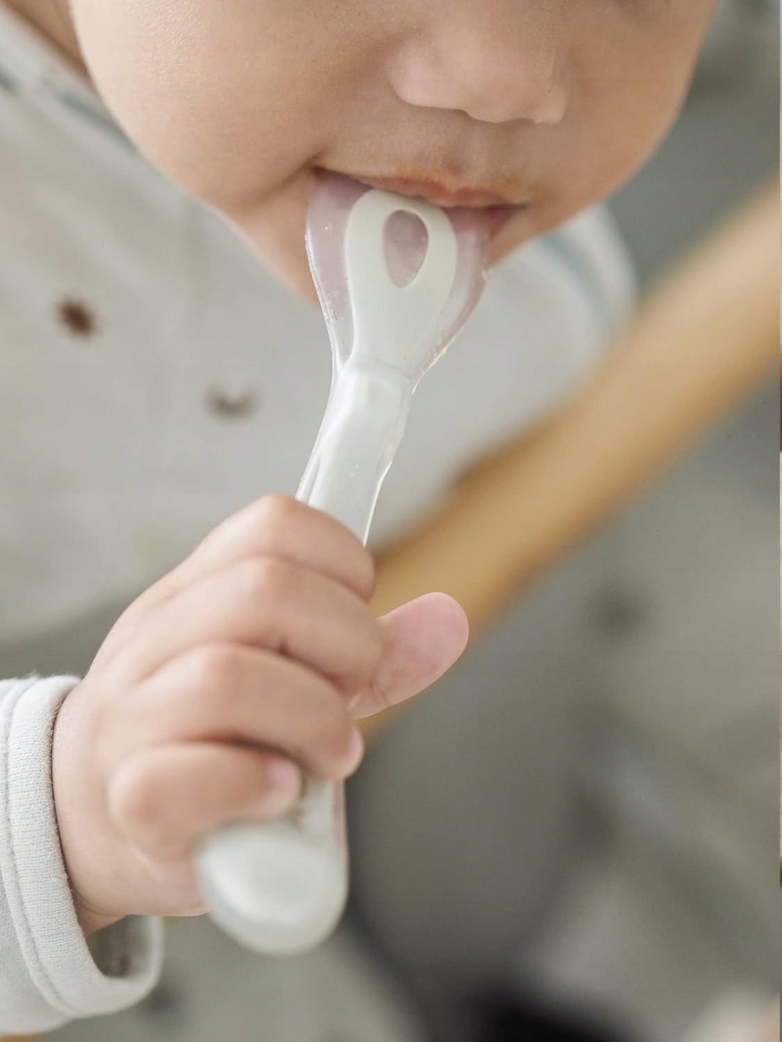 BEABA cuillère en silicone 4 mois+