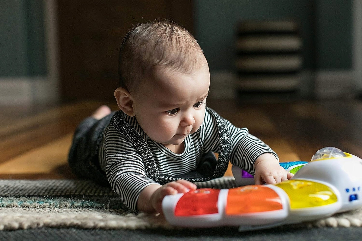 BABY EINSTEIN panel świetlny z grzechotką, melodiami i słowami w 3 językach – zdjęcie produktu 6