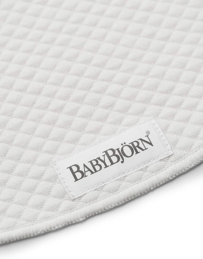 BABYBJORN bavoir pour porte-bébé x2