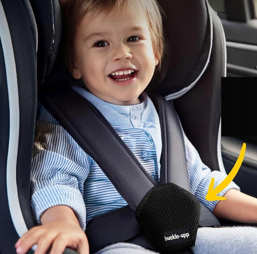 BUCKLE-UPP zabezpieczenie przed odpięciem pasów w foteliku samochodowym