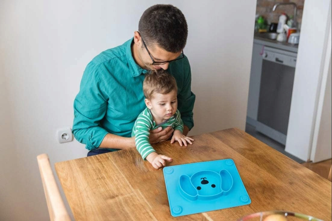 TODDLER covoraș și farfurie cu 3 COMPARTIMENTE, antiderapantă