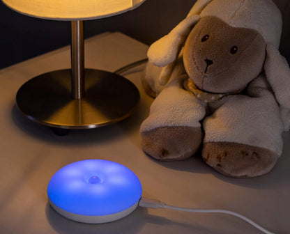 REER lampka z czujnikami zmierzchu i ruchu Bluetooth i aplikacja, niebieska lampka nocna USB do pokoju dziecka