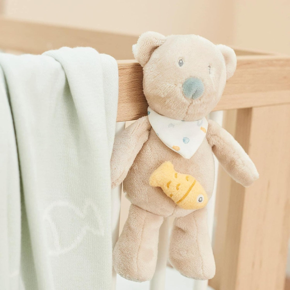 NATTOU Bjørn Julia plysbamse med spilledåse La-Le-Lu 23 cm