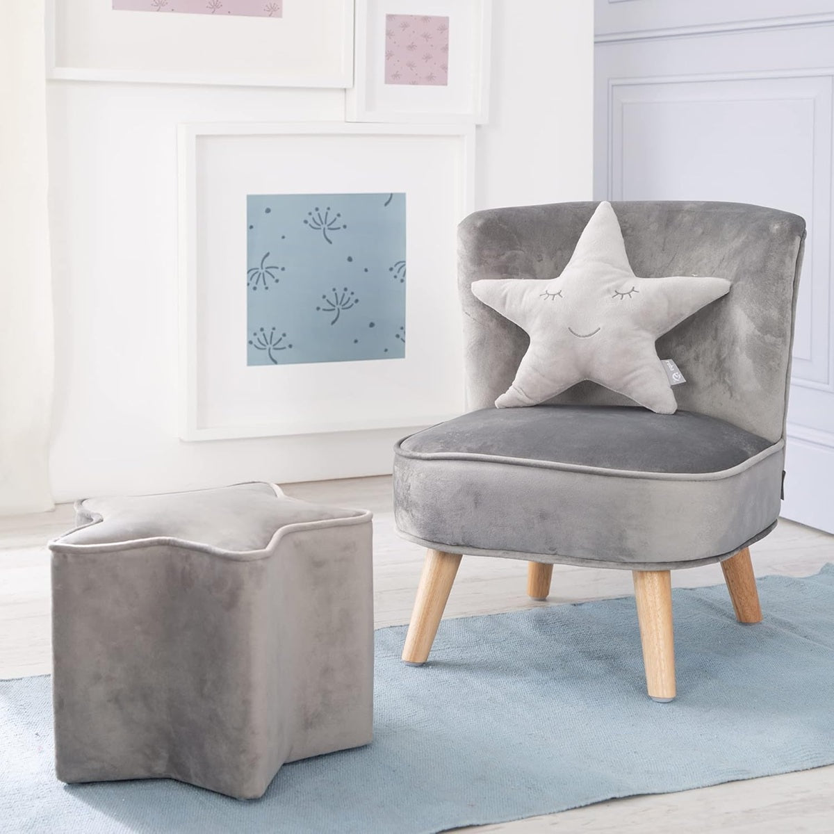 ROBA dekoratív csillag alakú párna, 28 × 30 cm