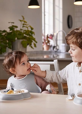 BABYBJORN bavoir en silicone avec poche x2