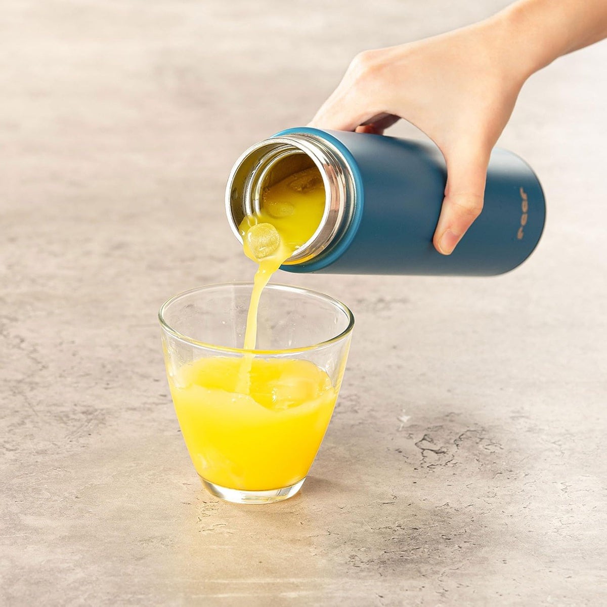 REER ColourDesign termos na napoje ze stali nierdzewnej 450 ml