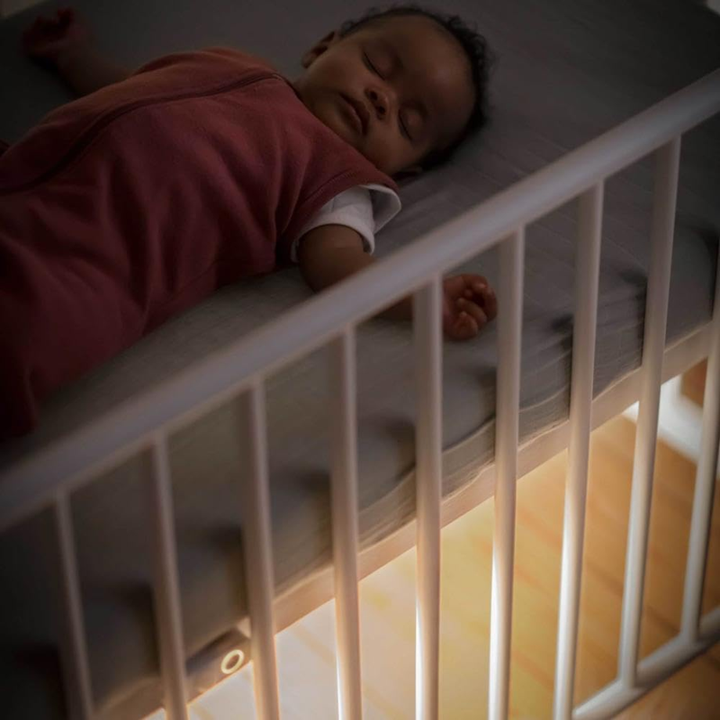 MAXI-COSI Glow veilleuse intelligente sous le lit avec application 30 cm
