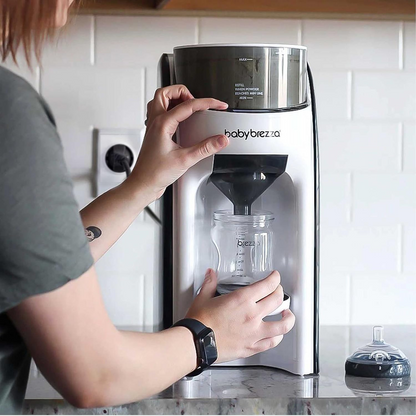 BABY BREZZA Formula Pro Advanced machine automatique à lait