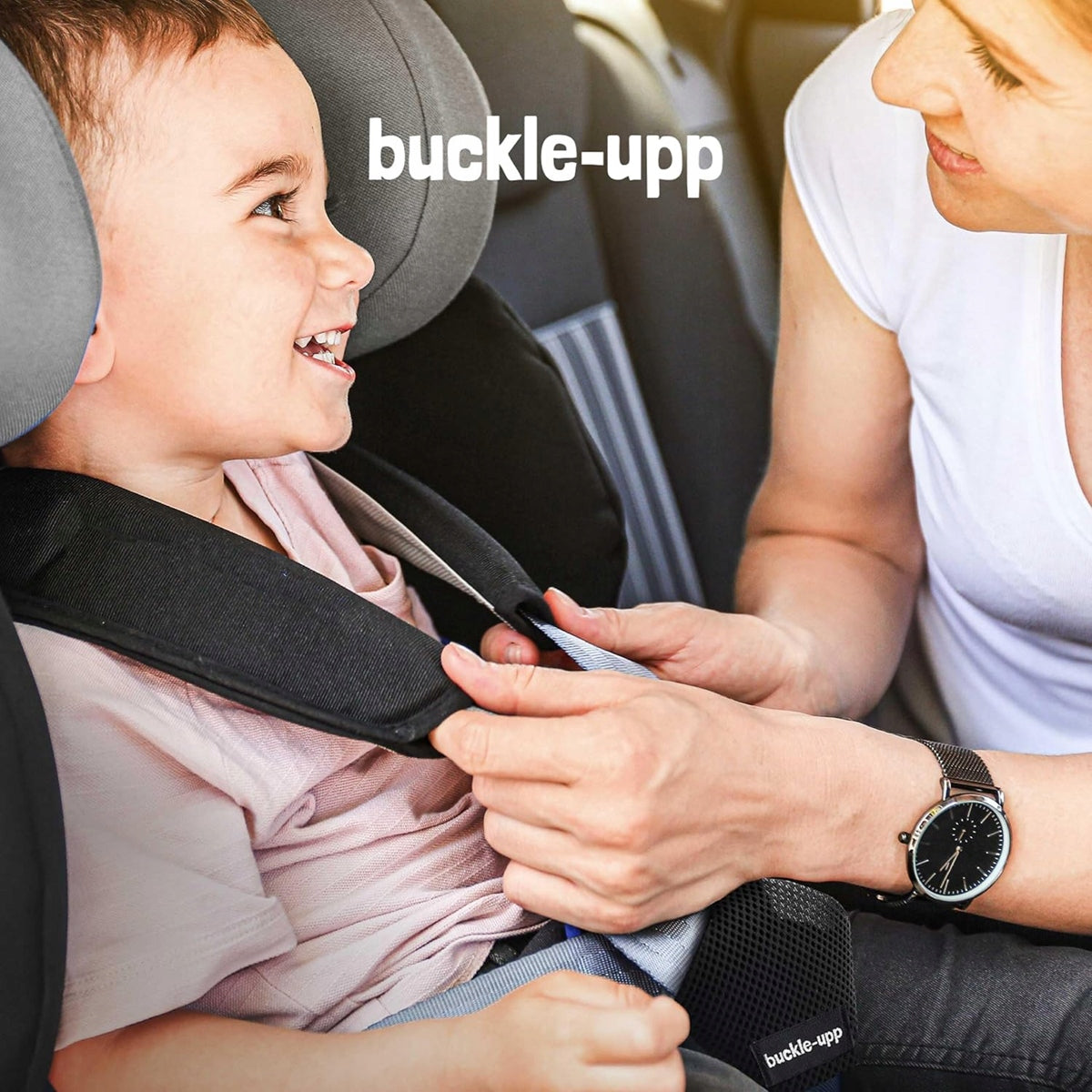 BUCKLE-UPP zabezpieczenie przed odpięciem pasów w foteliku samochodowym